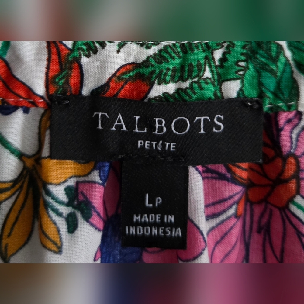 Talbots Blossful Floral Smocked Cuff Blouse Size LP - Picture 11 of 12